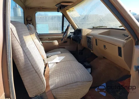 1987 Ford F150 z USA, uszkodzony, nr VIN 1FTCF15N1HNB06221